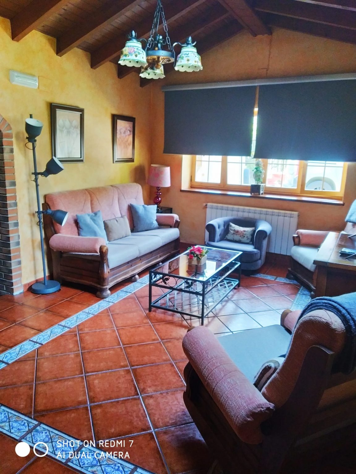 amplio-salon--casa-angelito-sebreñu-ribadesella