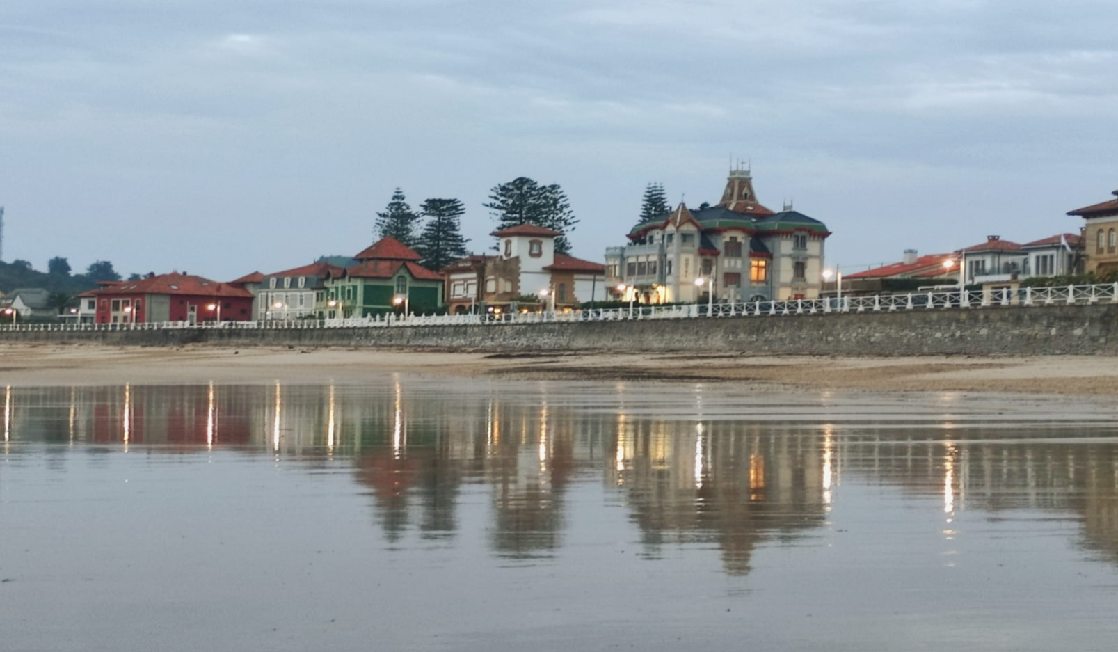 ribadesella-asturias-playa-santa-marina-indianos