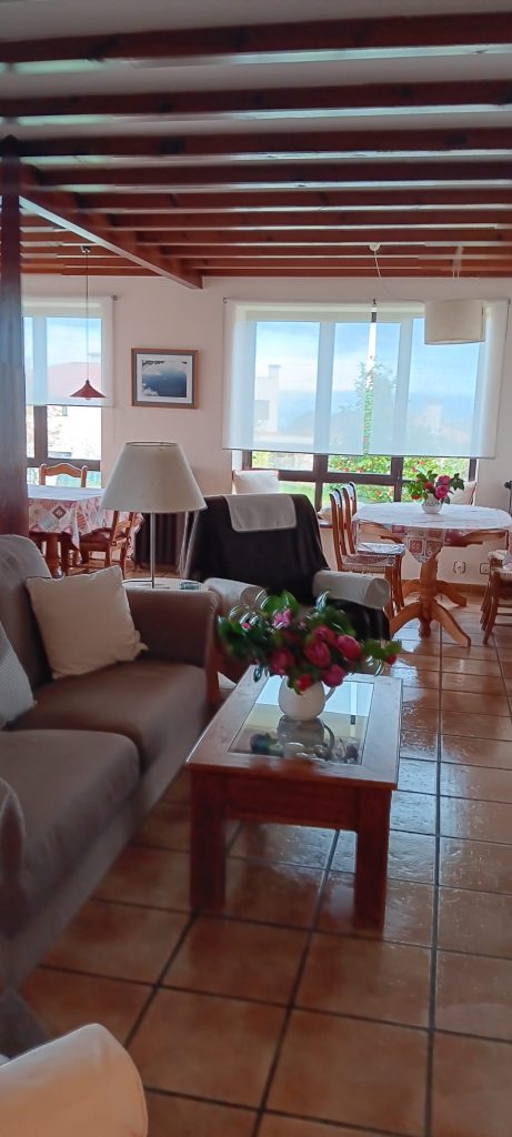 salon-el-urogallo-casa-rural-sebreñu-ribadesella